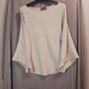 Kersima boat neck dolman sleeve sweater gray size med/large